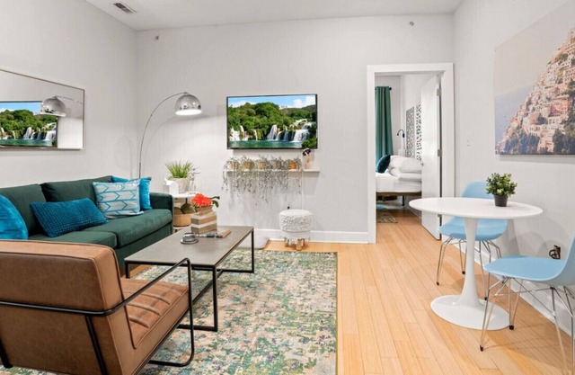 Pet Centric 2 Bedroom Apartment!