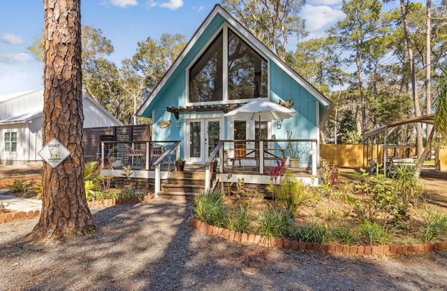 Pet & Family-Friendly w/ Fenced Yard & Golf Cart