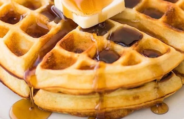Pet Friendly 3bd/2ba city retreat & Waffles