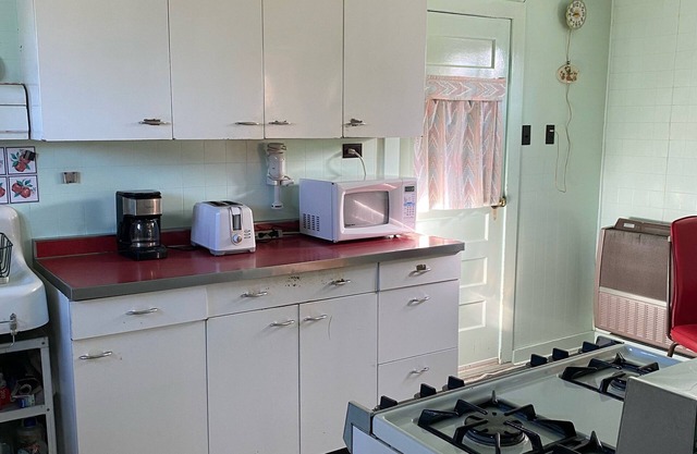Pet friendly and close to the trails in the heart of downtown Leadville!