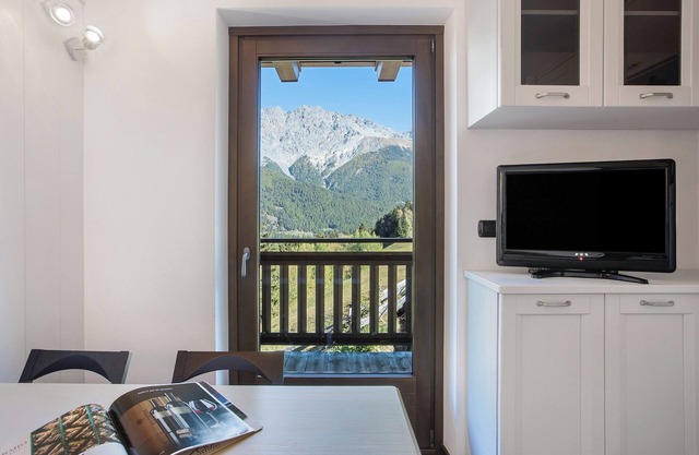 Apartamento Silvia con vistas a la montaña y balcón que admite mascotas