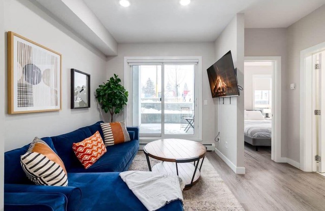 Pet Friendly Apartment w/ Free Underground Parking