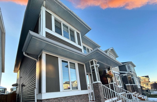 Pet Friendly - Basement by the Airport ( Open all summer, ask for details)