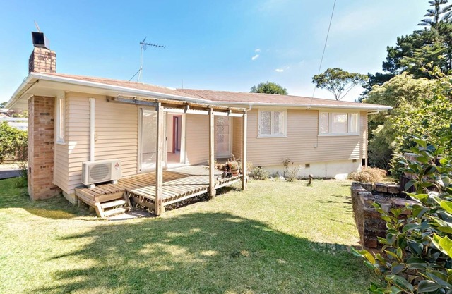 Pet-friendly beach bolt hole