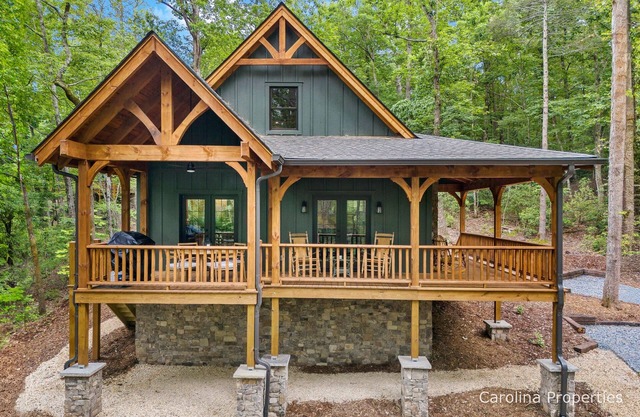 Pet Friendly, Bear Paw by Carolina Properties