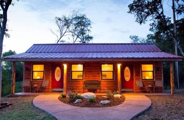 ¡C4 está a 15 MIN DE MAGNOLIA Y BAYLOR! ¡CERCA DEL PATRIMONIO DE HOMESTEAD Y DEL HOGAR DE CAFE!