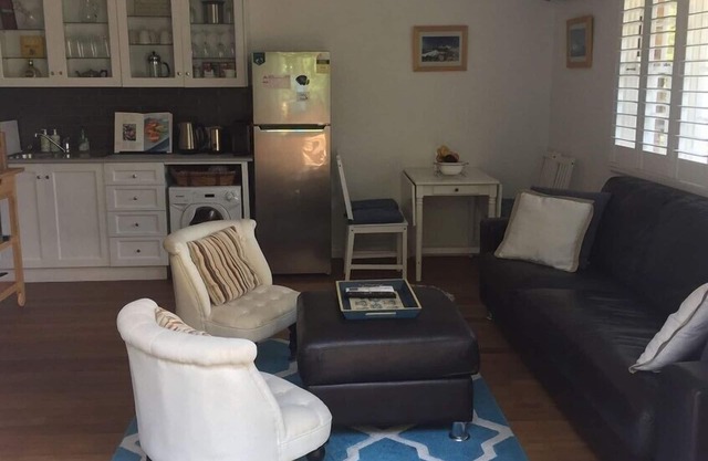 Pet friendly coastal retreat with ocean views. 5 min walk from beach.