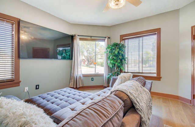 Pet-Friendly Dayton Condo ~ 1 Mi to Downtown!
