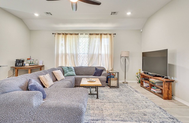Pet-Friendly Elgin Retreat w/ Patio, Grill & Yard!