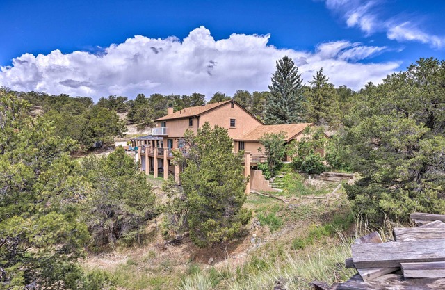 Pet-Friendly Escape with River Views, Hot Tub & Games