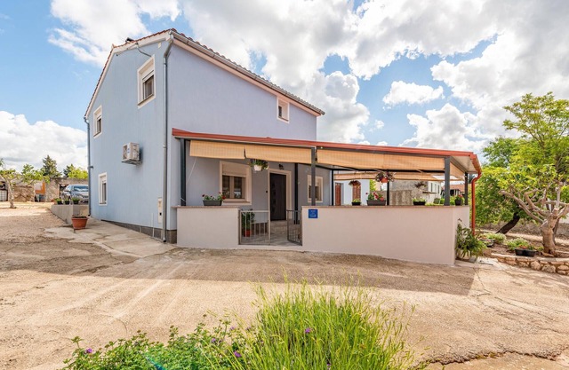 Casa que admite mascotas en Banjevci.