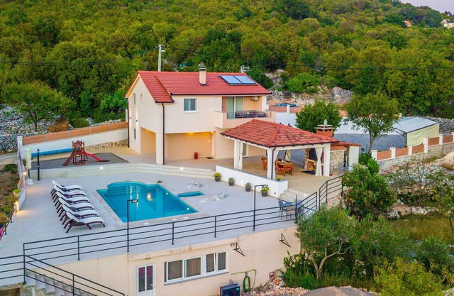 Casa que admite mascotas en Nova Sela