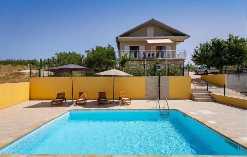Pet Friendly Home In Murvica Gornja