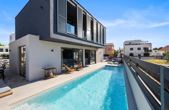 Preciosa casa en Vodice con sauna