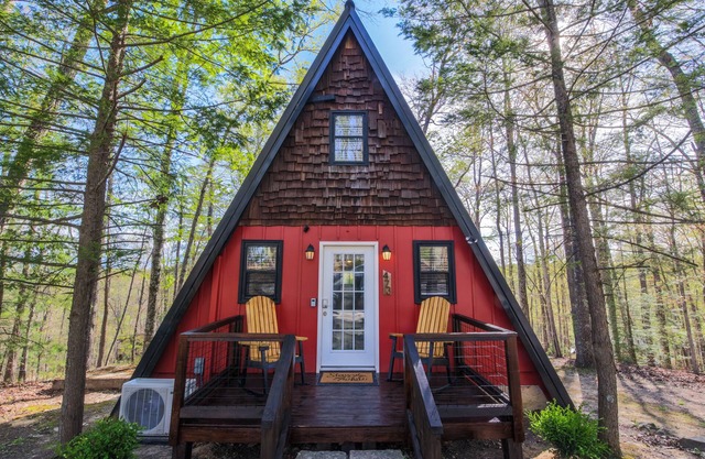 Pet Friendly, Hot Tub & 5 min to Lake
