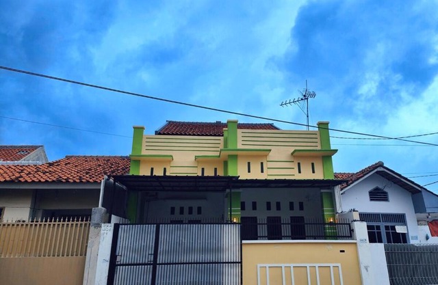 Pet Friendly - KenVan Homestay Cirebon
