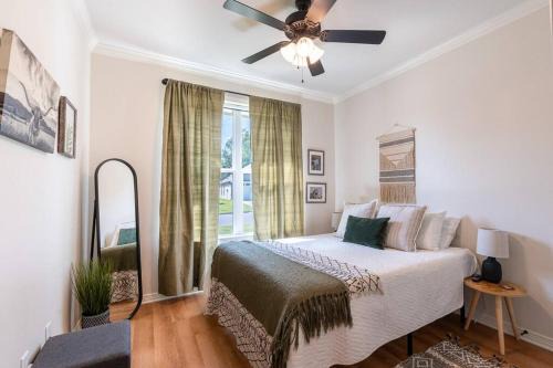 Pet Friendly, King Bed, Fire Pit