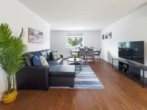 Pet-Friendly Large 3-Bedroom - Bobcaygeon