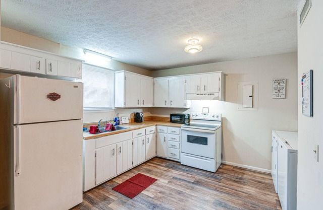 Pet-Friendly Madison Home: 11 Mi to Dtwn Nashville