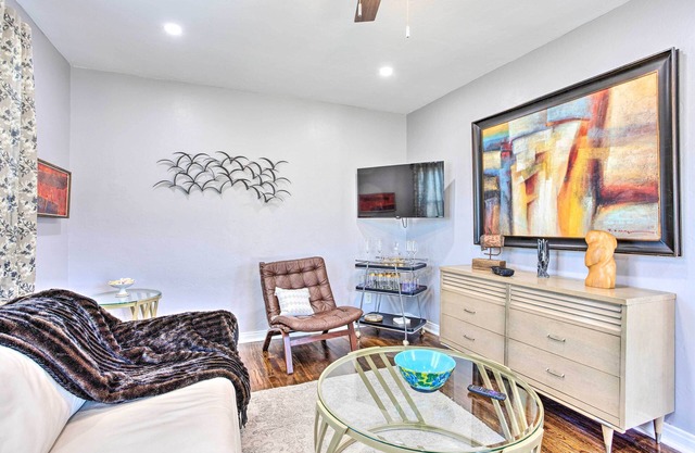 Pet-Friendly OKC Home ~ 4 Mi to Downtown!