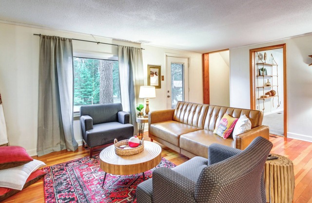 Pet-Friendly Pequot Lakes Vacation Rental Cabin!