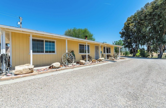 Oak Pass Ranch - 3BR / 2BA rancho actualizado para mascotas con fogata / barbacoa
