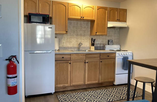 - Pet Friendly - Riverfront - Lakes - Seacoast - Boston -