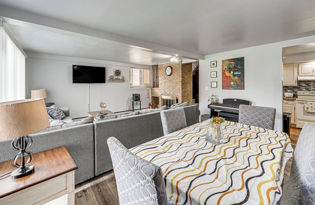 Pet-Friendly Rockford Home Near Skiing & Hiking!