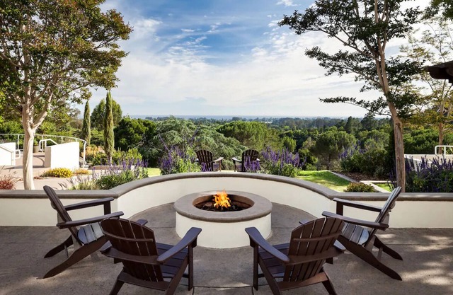 Pet-friendly Room w/ Patio | Scenic Resort w/ Mountain Views