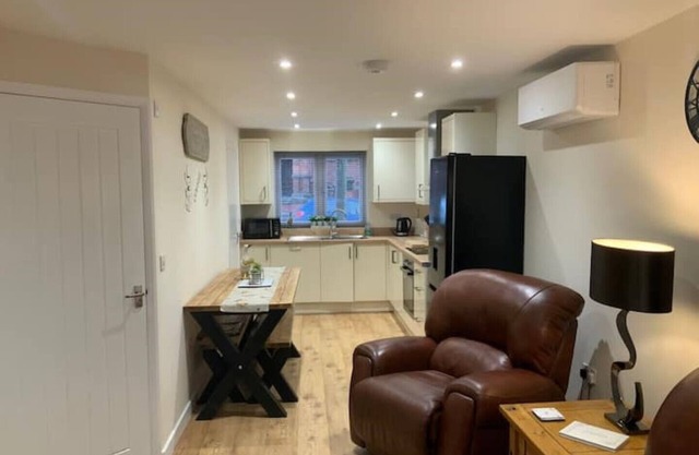 Pet Friendly Rose Cottage Ashbourne