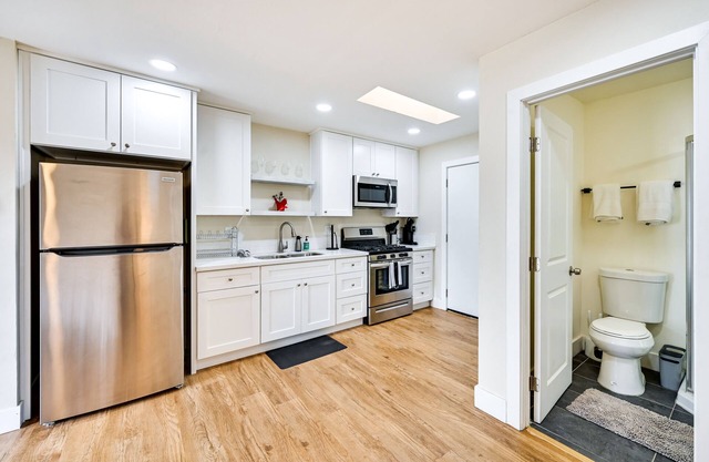 Pet-Friendly San Diego Studio ~ 14 Mi to Downtown