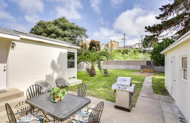 Pet-Friendly San Diego Home with Patio 5 Mi to Dtwn