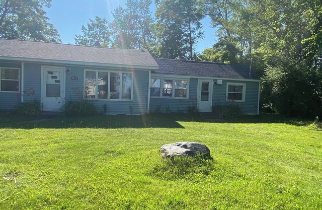 Pet friendly Sandy Beach Access Oasis.