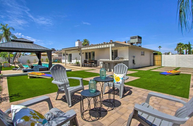 Pet-Friendly Scottsdale Oasis w/ Pool & BBQ!