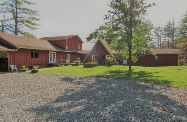 Granite Hill Lodge es un oasis en el bosque