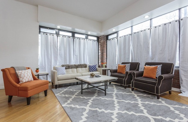 PET FRIENDLY! Unique Converted Storefront Stay - Great Neighborhood! by AllSet Turnover