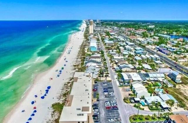 Pet Friendly! Newly Remodeled Beach Front Condo GG508