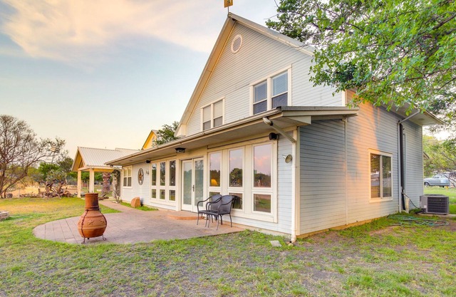 Pet-Friendly Vacation Rental in Texas!