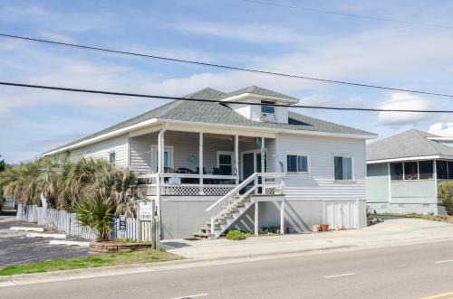 Petersons Apt A by Bryant Real Estate