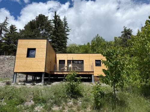 Petit Chalet neuf avec jardin - La montagne Sud