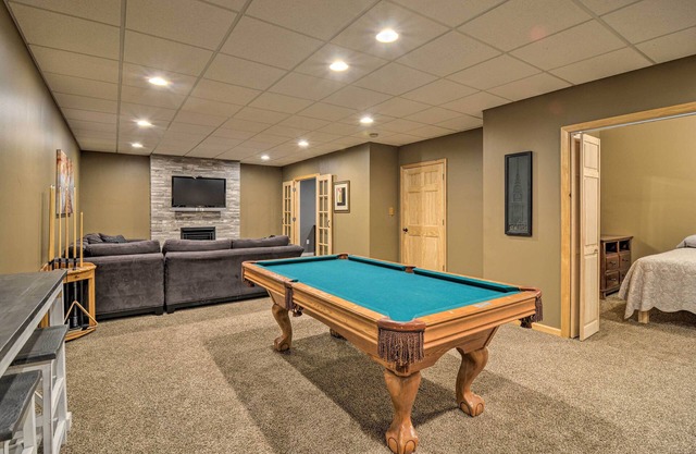 Petoskey Apartment w/ Yard, Fire Pit & Gas Grill!