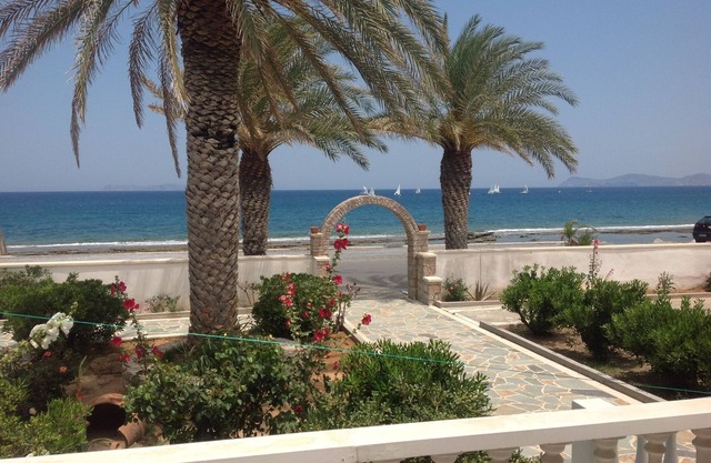 Petras Beach