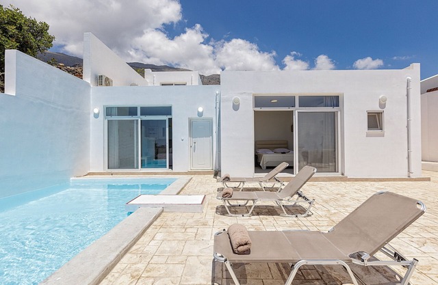 Petres villa 4,Private pool,Near tavern & Plakias