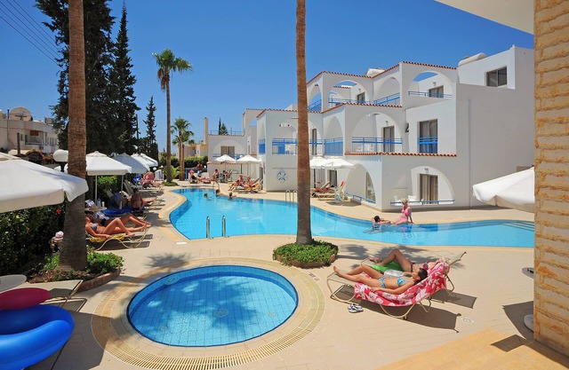 Petrosana Hotel Apartments