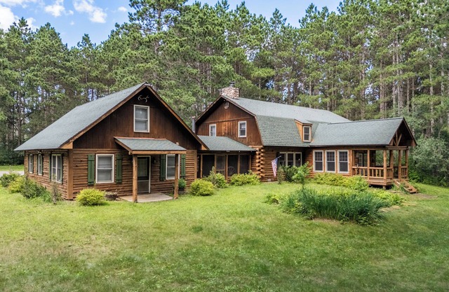 Cabaña 13Hab/5Ba, Mascotas OK, 25+ Pers, cerca de Lago Castle Rock y Dells