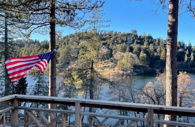 Crestline Lake Front Cabin
