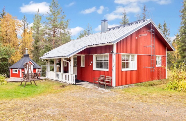 Peukaloinen b1 by Interhome
