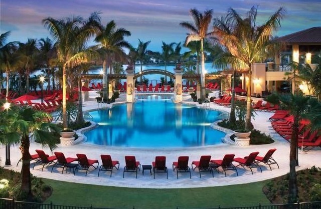 PGA Resort Club Cottage ... Ahh Puestas de sol en la calle 18 !!!