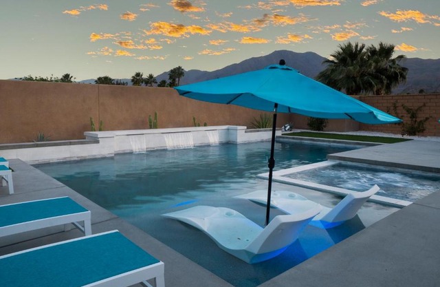 PGA West (STADIUM course!)WALK to ERNIES!Brand new