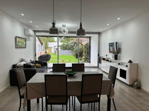 PH tipo casa, con parque y pileta, en La Plata , barrio norte